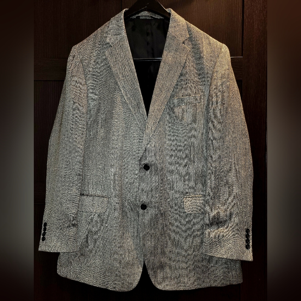 Men's Gray Herringbone Tweed-look Blazer